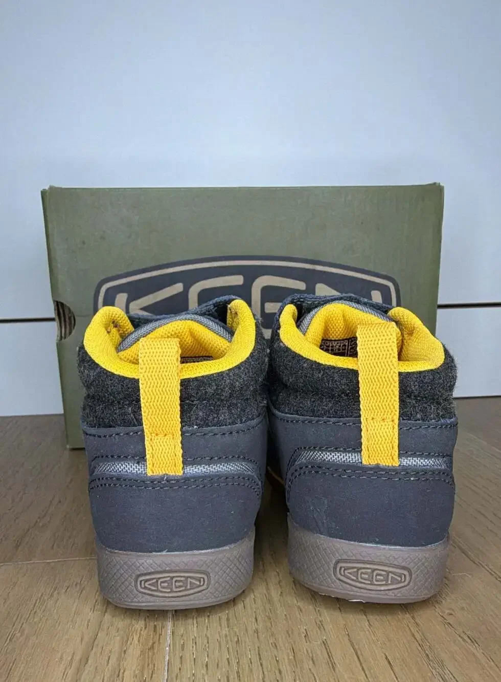 KEEN Encanto Wesley II High Top Children's Sneakers Raven/Steel Grey - Size US 8